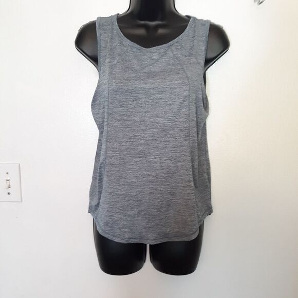 Yogalicious gray tank top - Picture 1 of 3